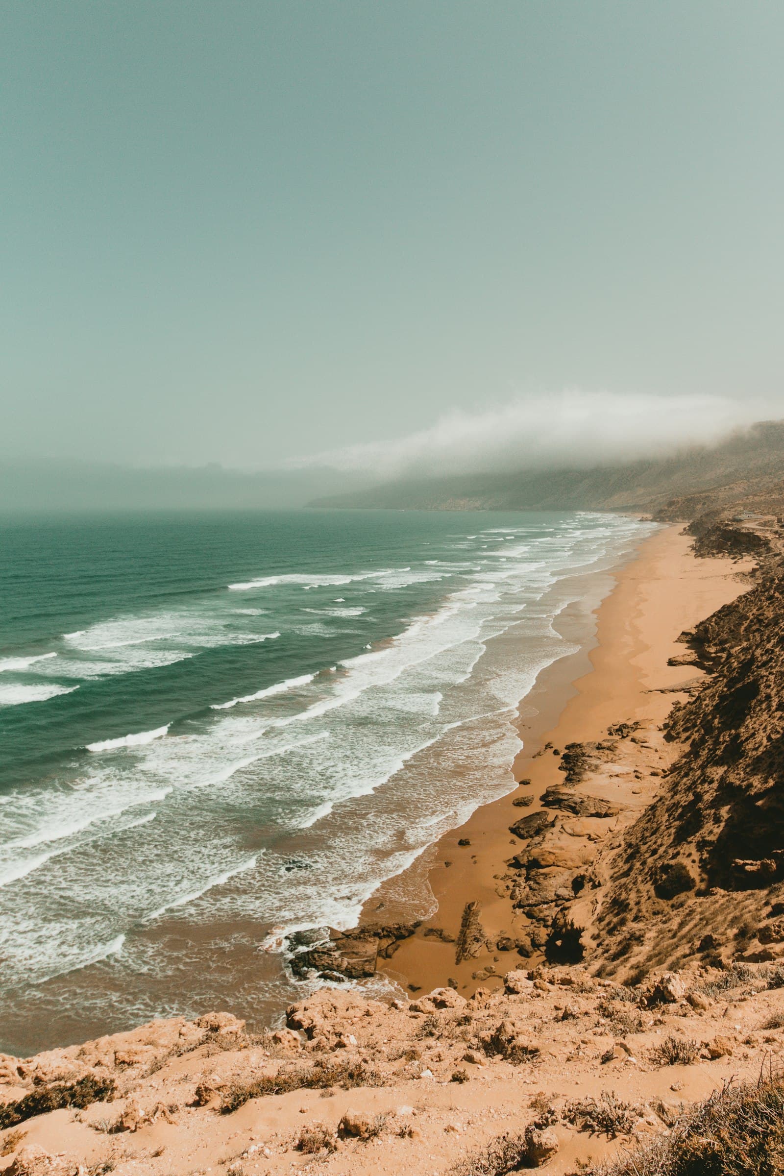 Vagues sur la grande plage d'Essaouira